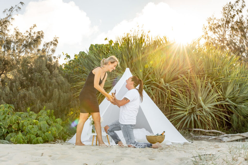 Picnic Proposal on Noosa Main Beach by Noosa Photography Co
