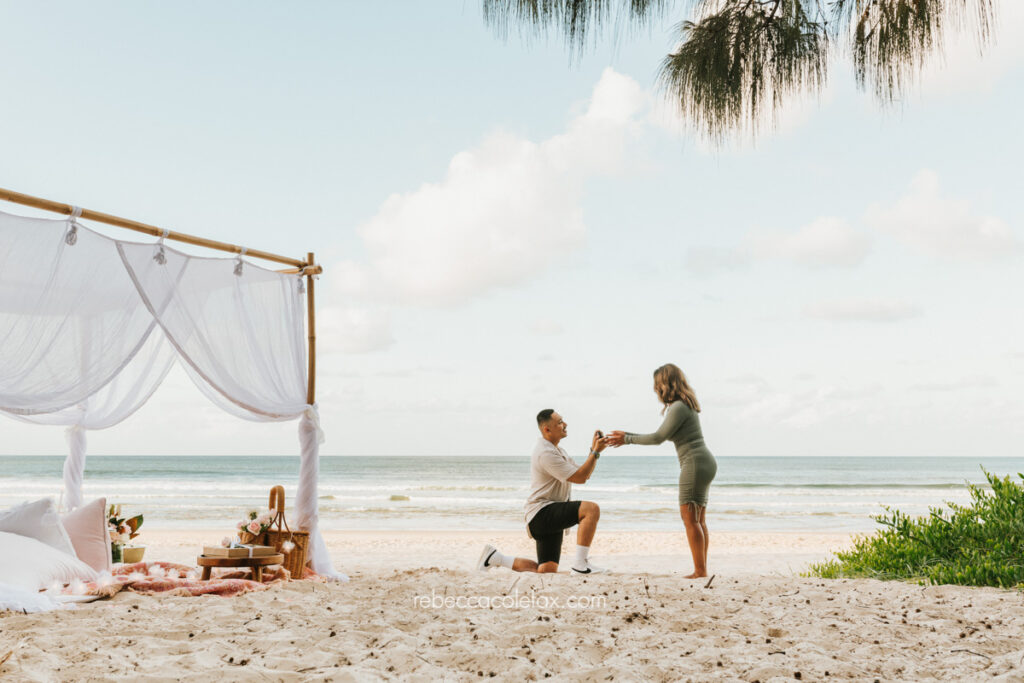 Propose On the Sunshine Coast