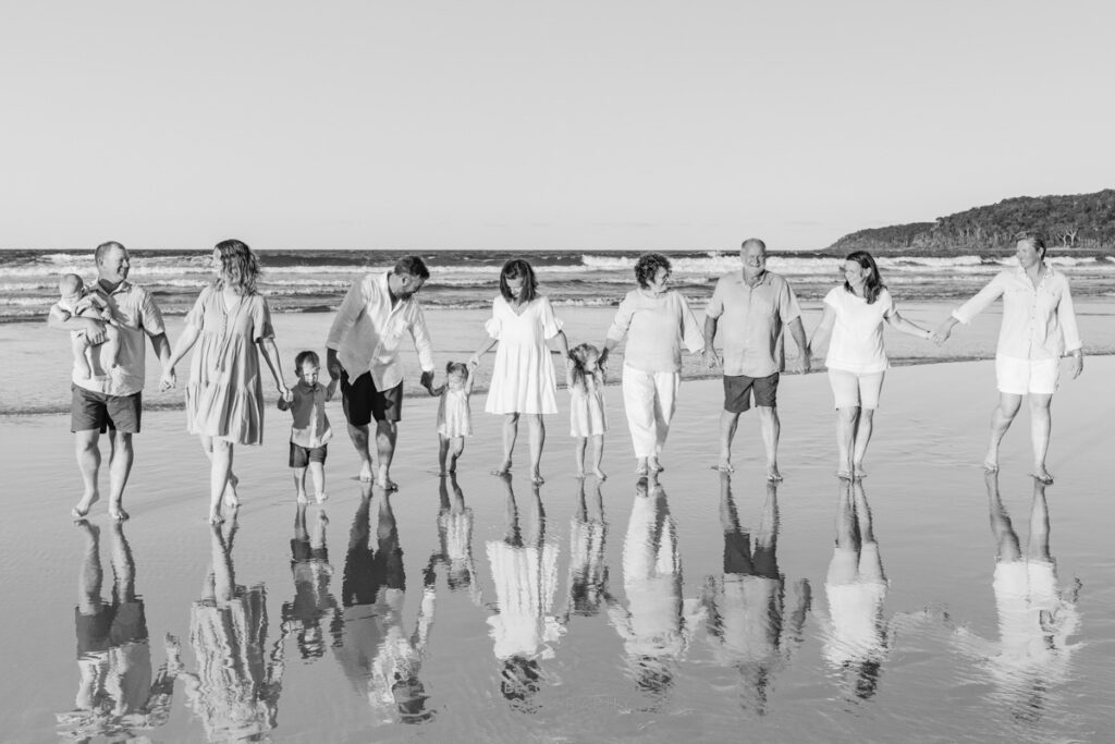 Things to Do in Noosa Extended Family Photoshoot