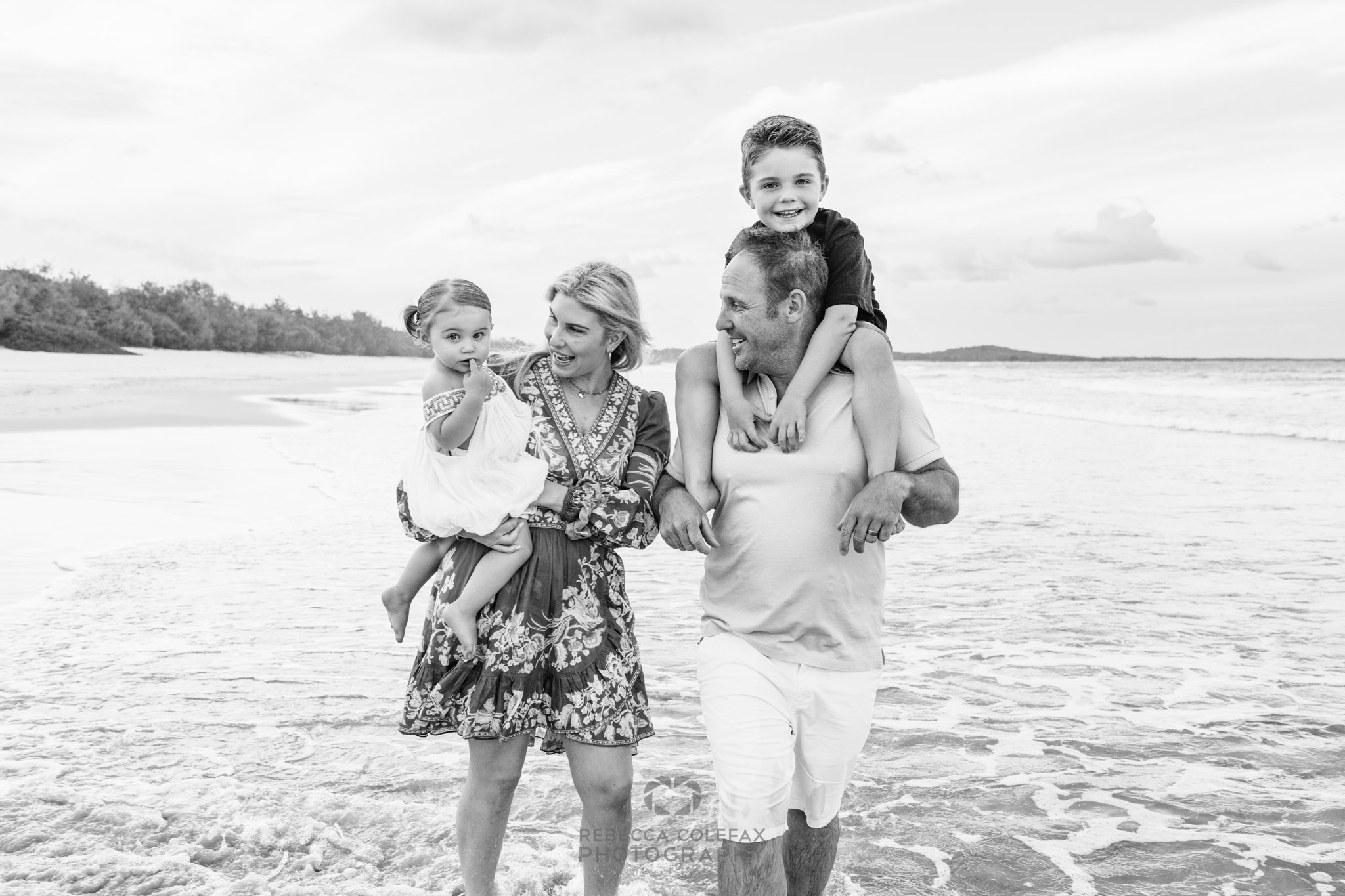 Extended Family Photos Noosa by Noosa Photography Co