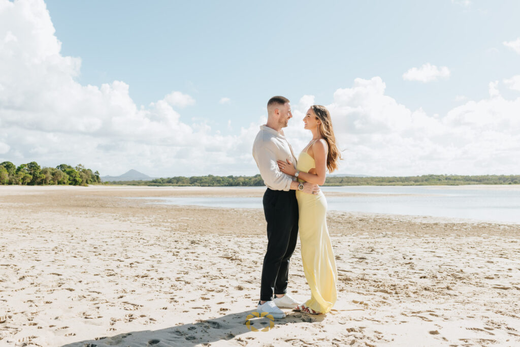 Noosa Photogrpahy Co ~ Noosa Proposal Photographer Light and Bright