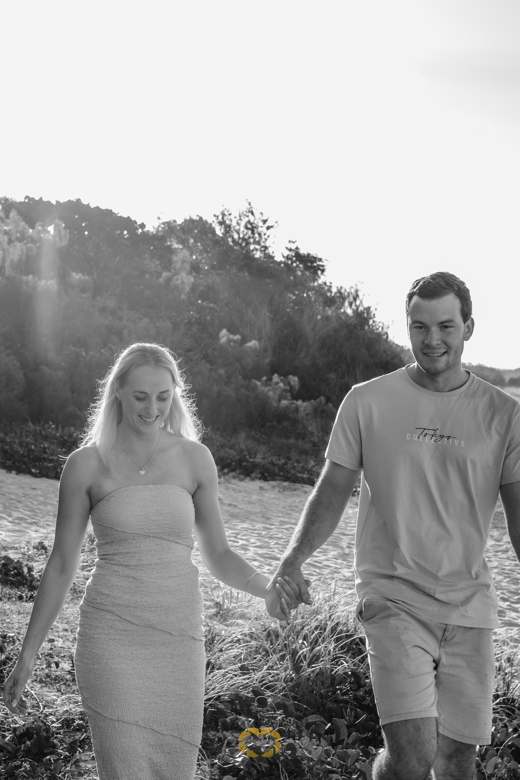 Noosa Main Beach Couple Photos