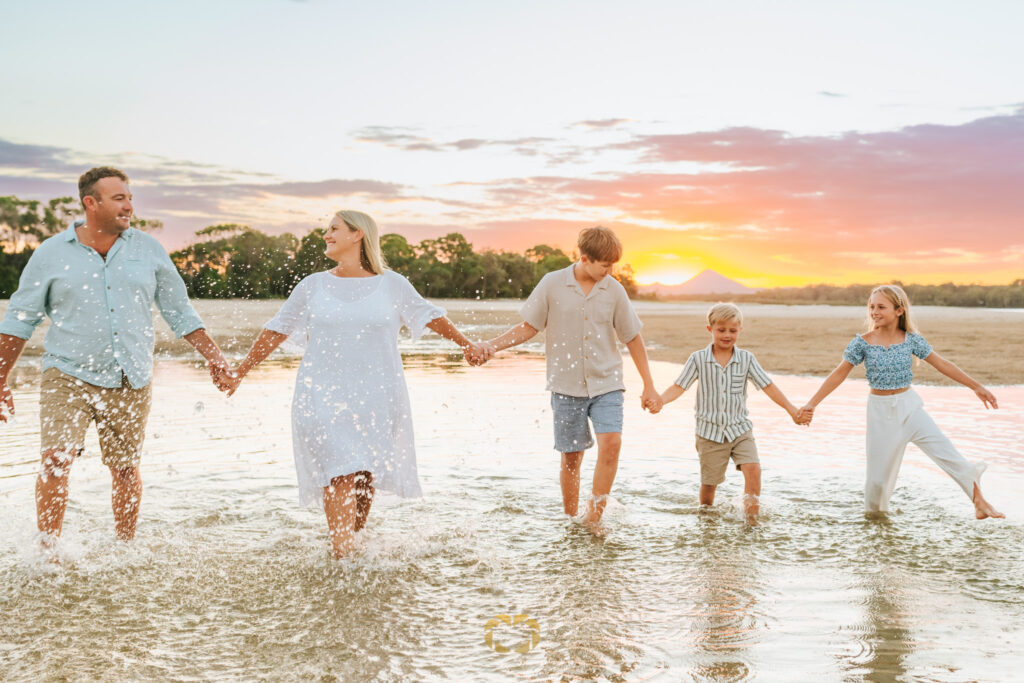 Visiting Noosa family photography
