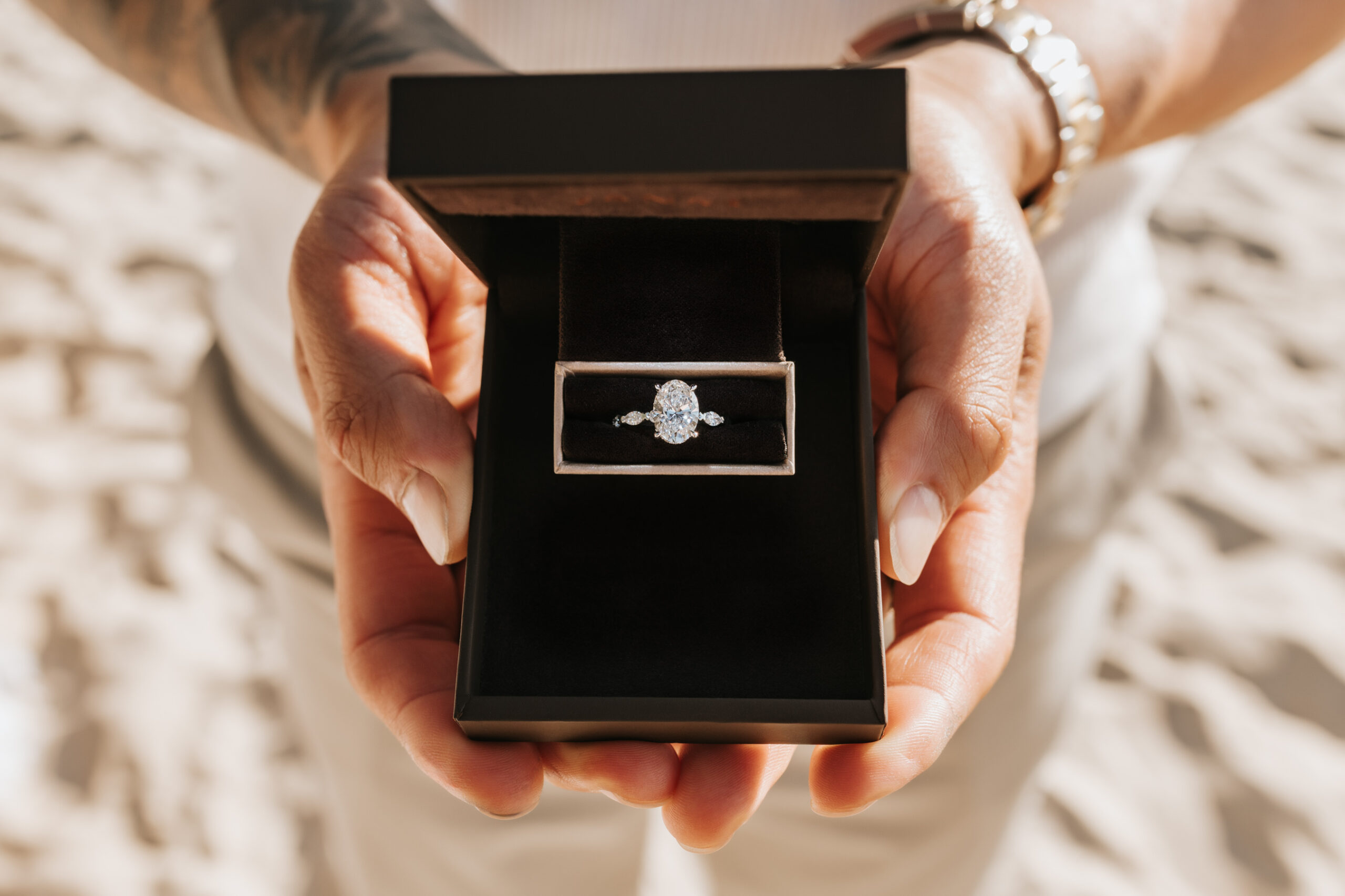 Noosa Picnic Proposal & Ring by Noosa Photography Co