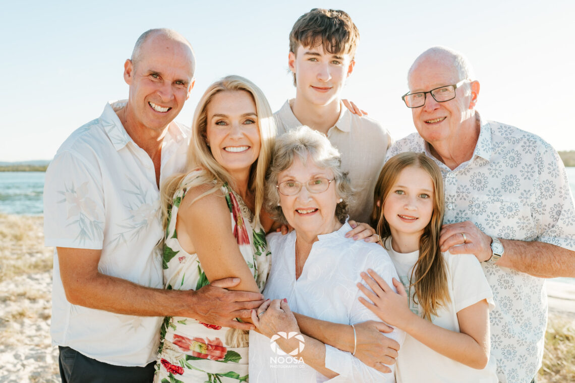 Noosa family photographer capturing a families on holidays
