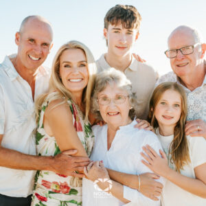 Noosa family photographer capturing a families on holidays